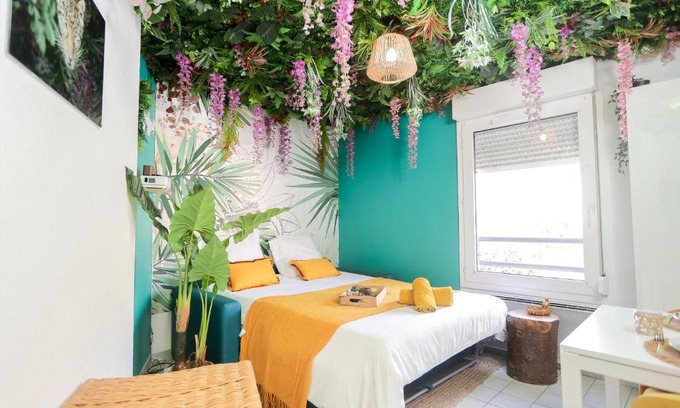 Secteur 1 Apartment | Jungle studio proche de la gare