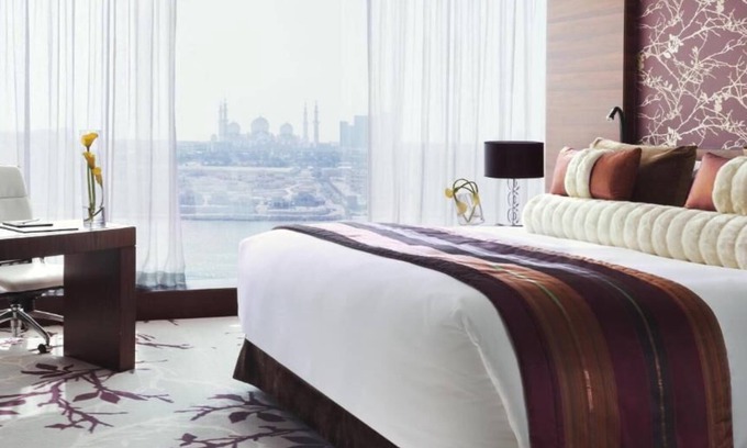 Al Maqta Apartment | Junior King Suite Near Department of Education AUH