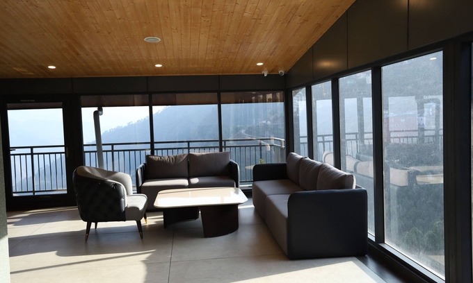 Shimla Hotel | Juniper Whisper