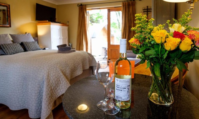 Thetford Apartment | Just a Minim - a beautiful studio in quaint rural location