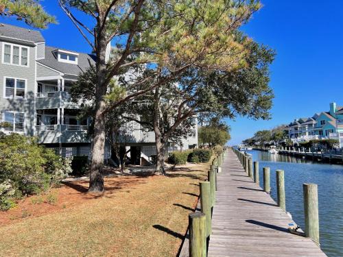 Manteo House | Just Another Day in Paradise