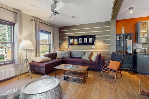 Taos Ski Valley House | Kachina Peak View Retreat