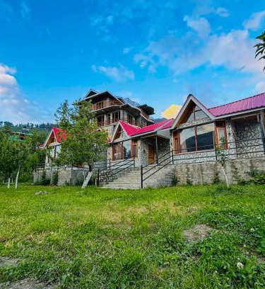 Jagatsukh Ski Chalet | Kahaani - Private Chalet with Bonfire and Apple Orchard