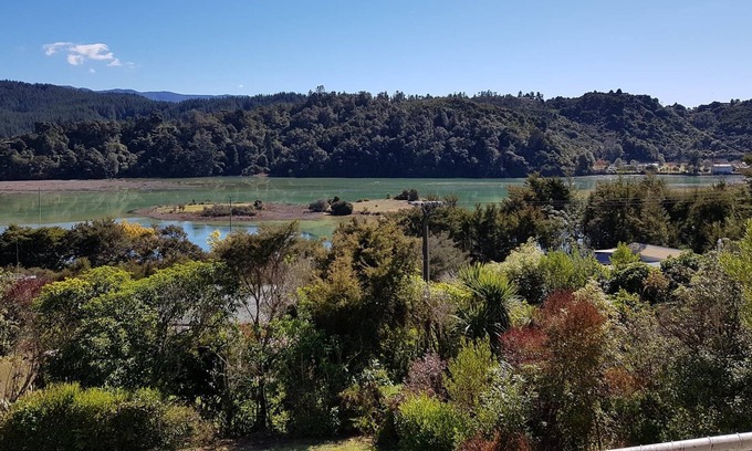 Kaiteriteri Bed & Breakfast | Kaiteriteri Abel Tasman Inlet Views