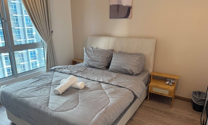 Kajang Apartment | Kajang Mirai Cozy 2BR Stay | Easy Access to KL & Bangi | Netflix + WIFI