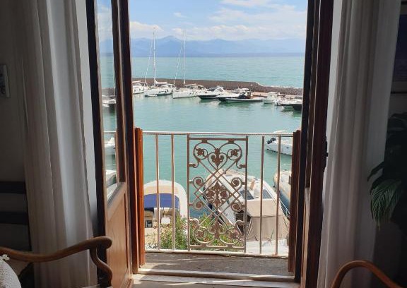 Scario Bed & Breakfast | Kalimaka Bed & Breakfast