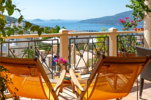 Kalkan Apartment | Kalkan Apartment with Bay Views