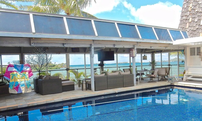 Kaneohe House | Kaneohe Bay B&B Waterfront & mountain views galore~saltwater pool