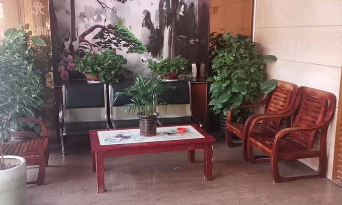 Houjie Hotel | kang tai gong yi