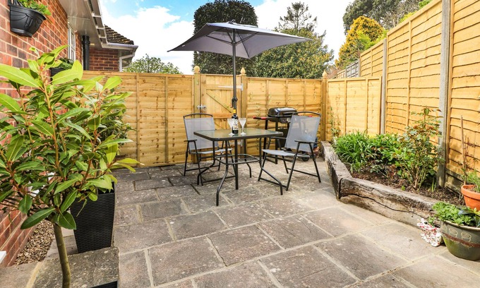 Worthing Cottage | Karibu
