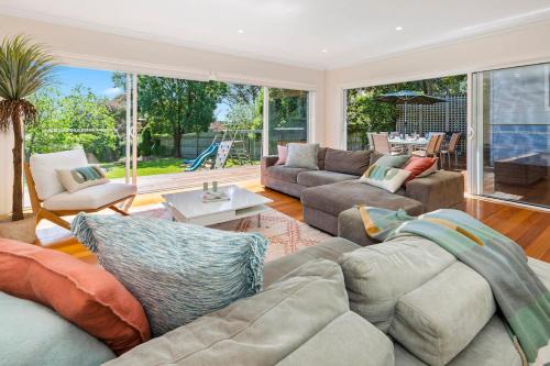 McCrae House | Kasih
