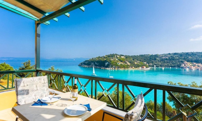 Lakka Villa | Katerina Walk to Beach, Sea Views, A/C