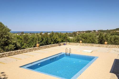 Dempla Villa | Kayzo Luxury Apartment With Pool