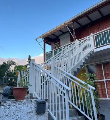 Bouillante House | KAZ'AN NOU Location de vacance avec vue imprenable