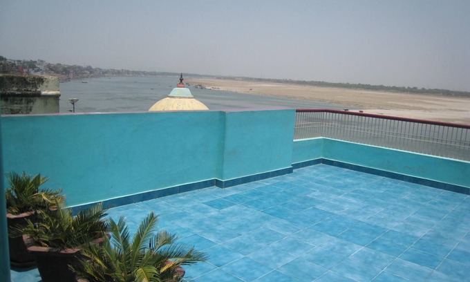 Varanasi Bed & Breakfast | Kedareswar Bed and Breakfast