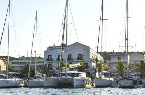 Argostoli Town Hotel | Kefalonia Grand