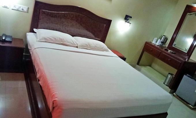 Wadakanchery Hotel | Keli Hotels P