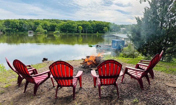 Warsaw House | Kentucky Lodge | Blue Branch | Lake of the Ozarks