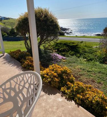 Penneshaw House | Kepals on the Coast - Kangaroo Island