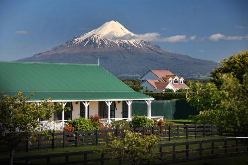Hawera Hotel | Kerry Lane Motel