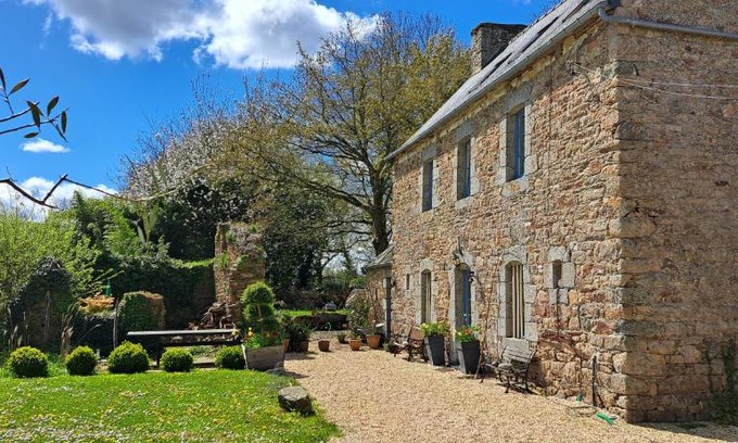 Plouec-du-Trieux Bed & Breakfast | Kervaillant