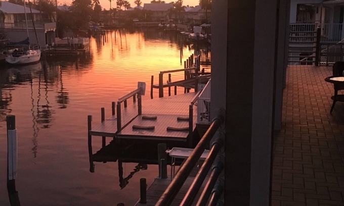 Key Allegro House | Key Allegro Home on the Wahoo Canal