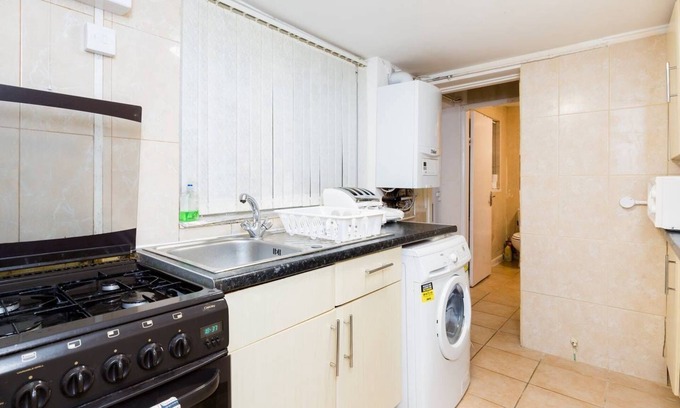 Birmingham House | ☆Keyworkers only in lockdown ☆