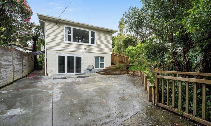 Khandallah House | Khandallah Stays - Wellington Holiday home