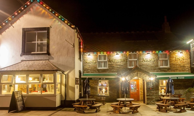 Tintagel Hotel | King Arthur's Arms Inn