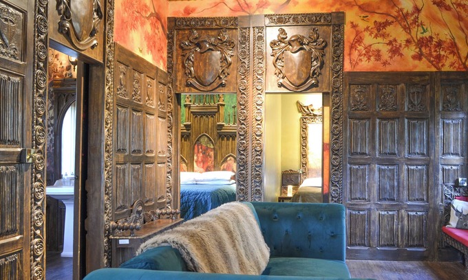 Stamford Bridge Cottage | King Auberons-UK43000