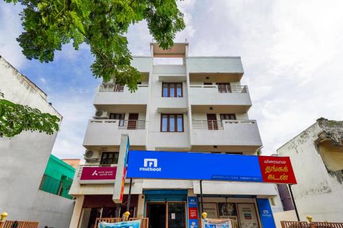 Chromepet Hotel | King's Court by Blessings Hospitality