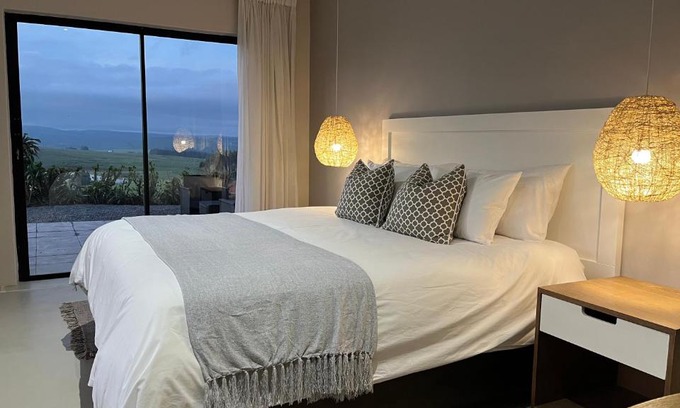 Hilton House | King Suite
