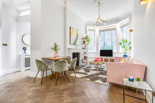 Chelsea Riverside Apartment | Kings Road Stylish Apartment in Chelsea