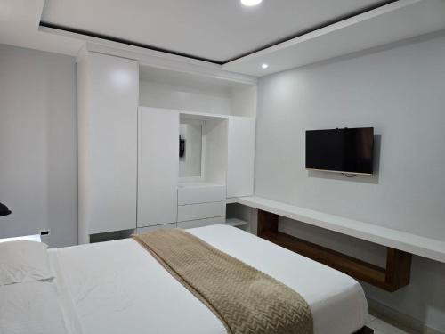 Mona Apartment | Kingston Horizon Retreat