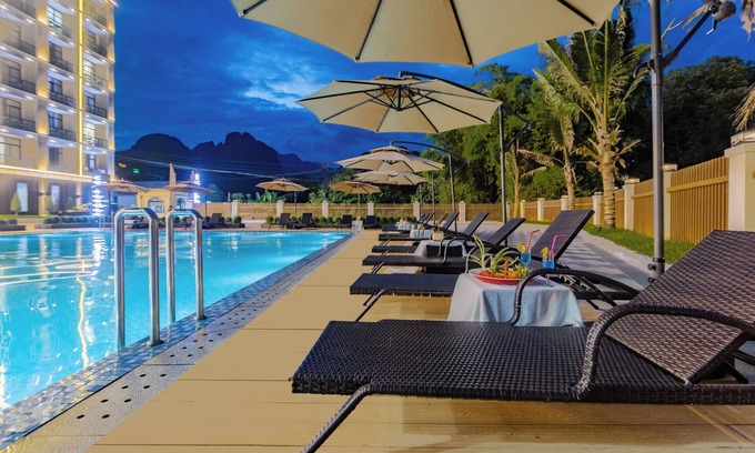 Vang Vieng Hotel | Kinton hotel