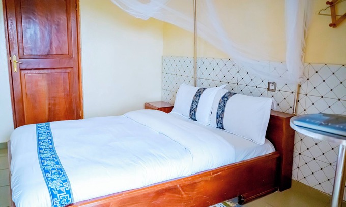 Gisenyi House | Kivu Nest Hotel