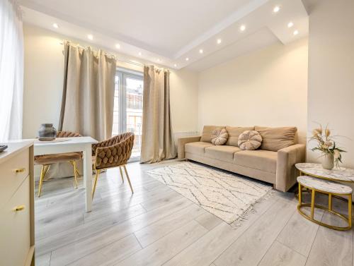 Fabryczna Apartment | Kościańska Cosy Apartment