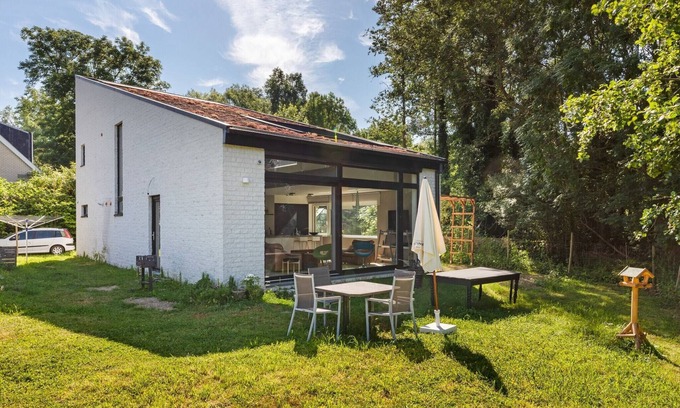 Kobbegem Villa | Kobbegem Villa with Garden