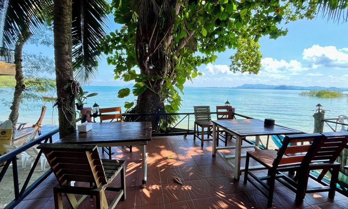 Ko Mook Resort | Koh mook garden beach resort