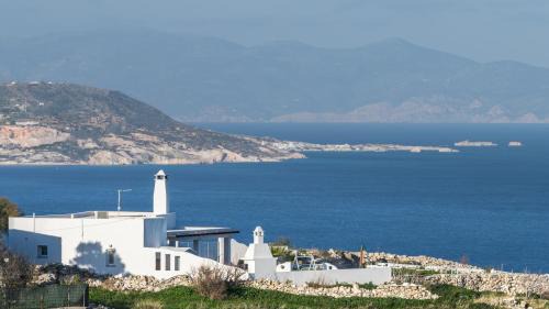 Milos House | Komia Sea View Traditional