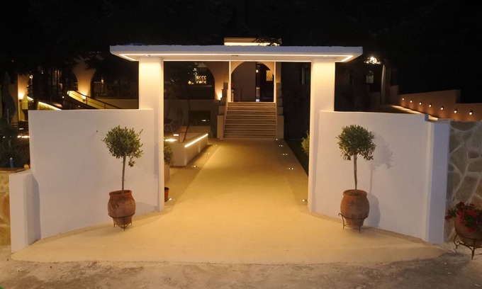 Arnaia Hotel | Konaki Hotel & SPA