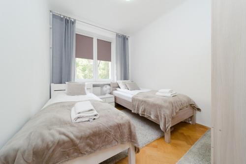 Grochow Apartment | Kordeckiego 75 by Homeprime