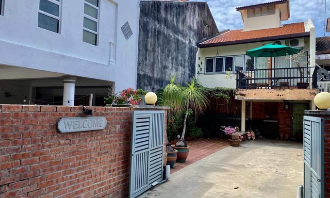 Taman Kota Laksamana Villa | Kota Villa