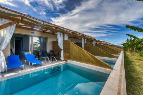 Amoudi Apartment | Kozanos Suites with Private Pool