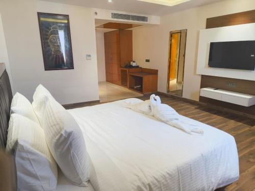 Bahadurgarh Hotel | Krb greens hotel & banquets