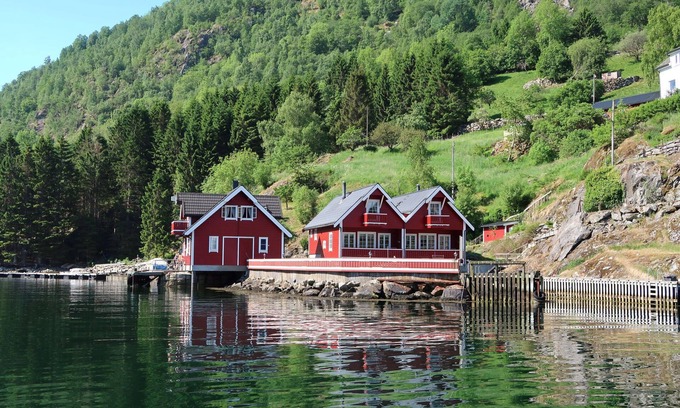 Vik House | Krokeggi by Interhome