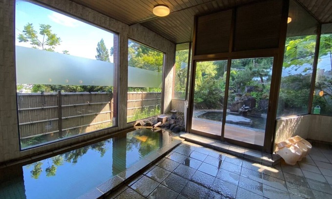 Minamiuonuma House | Kutsurogian