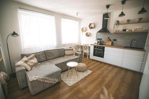 Ceska Lipa Apartment | KVARTÝR - nový apartmán na náměstí v České Lípě