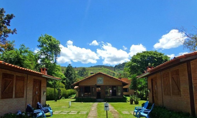 Visconde de Maua Hotel | Lá na Beth Chalés