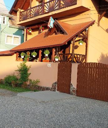 Corund House | Lörincz Vendégház